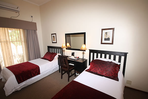 Jansenville Hotel Accommodation
